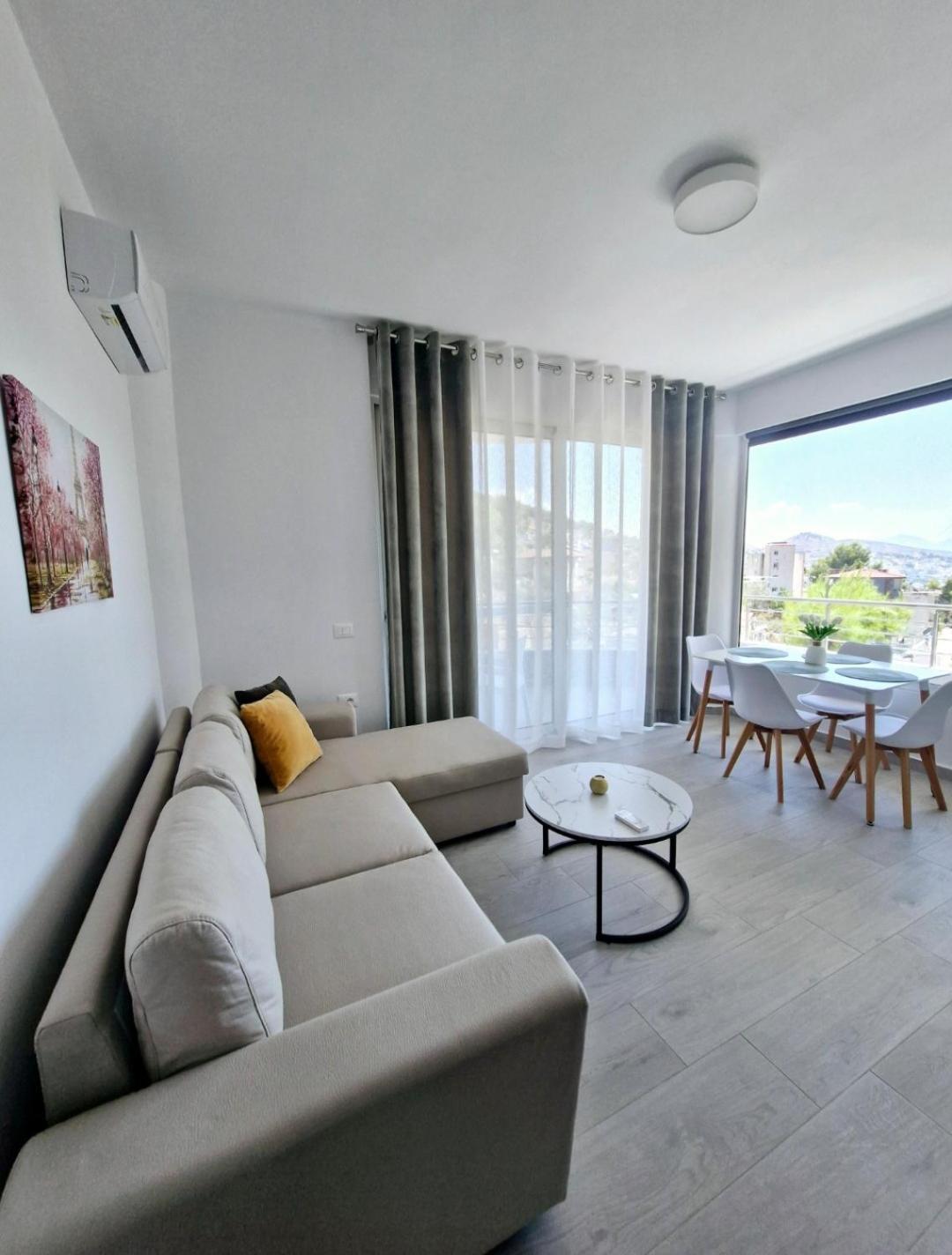 Villa Virginia Sarandë Exteriör bild